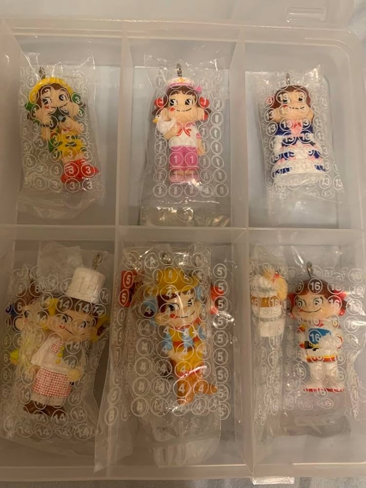 Amazon.co.jp: 不二家ペコちゃんポコちゃんキーホルダーおまけ