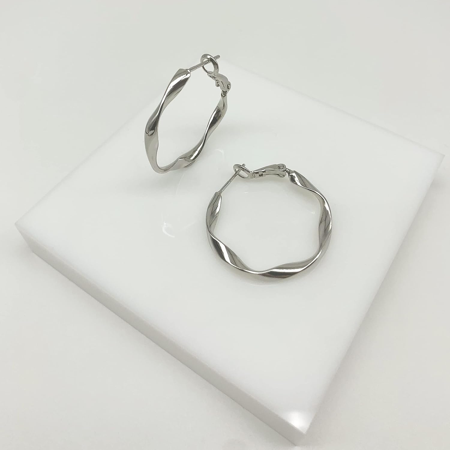 Rose gold/White gold/Yellow Gold Plated Hoop Earrings Lightweight Hoop Earrings For Women 1in 2in - Image 6