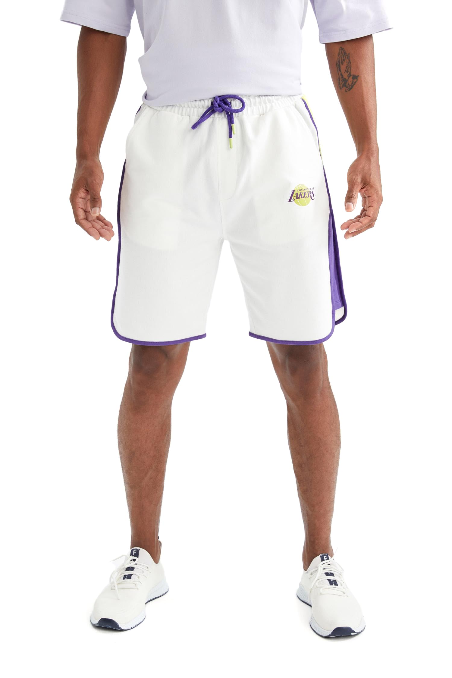 Erkek DeFactoFit NBA Los Angeles Lakers Lisanslı Standart Fit Sweatshirt Kumaşı Pamuklu Şort
