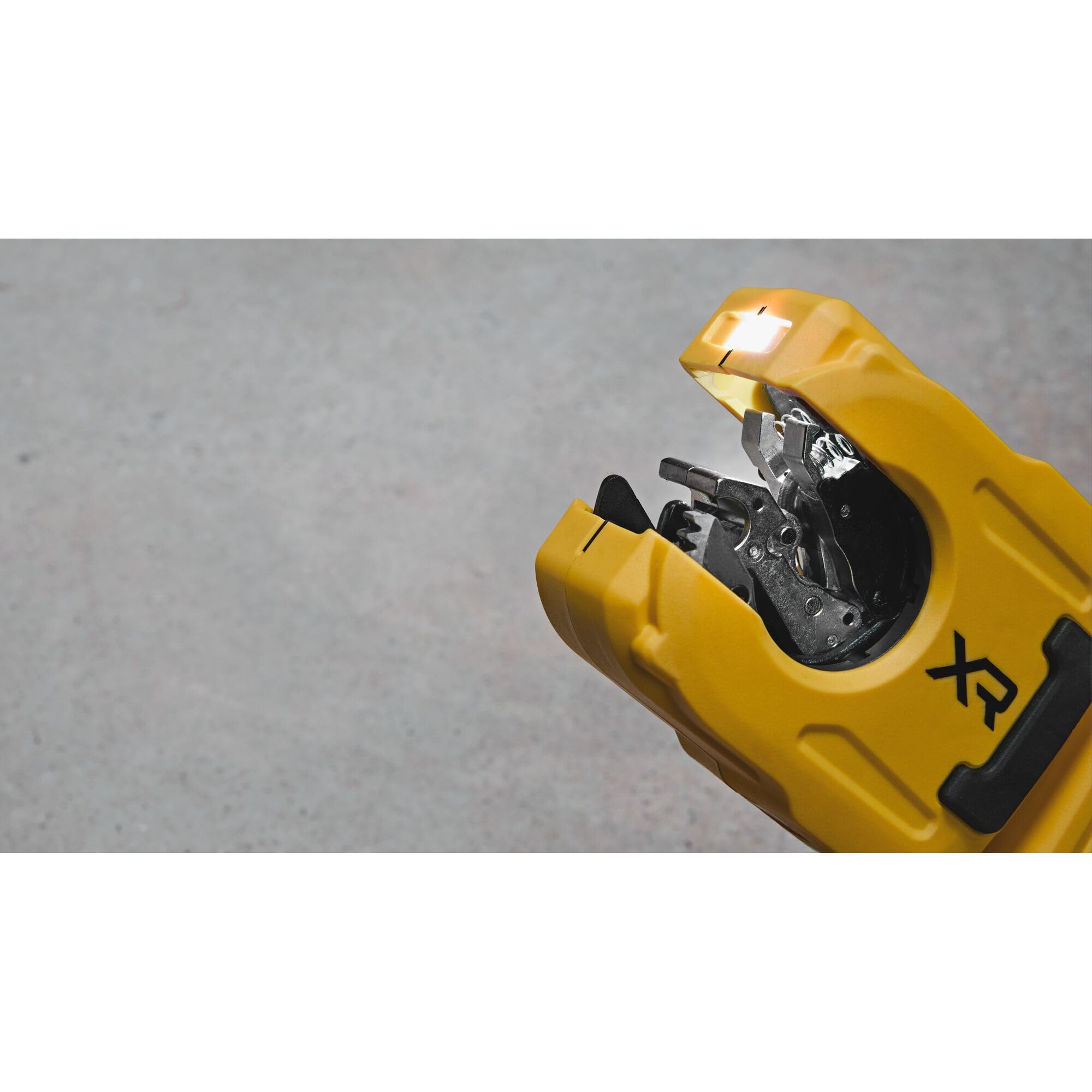 DEWALT DCE154N 18V XR - Cortador de tubos de cobre inalámbrico sin escobillas, solo cuerpo