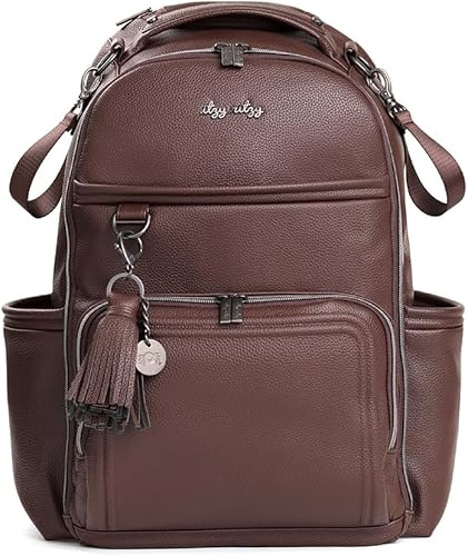 Miniatura 16 de Itzy Ritzy Mochila para pañales – Mochila para pañales Boss Plus de gran capacidad con 19 bolsillos, cambiador, clips para cochecito y correas Teddy