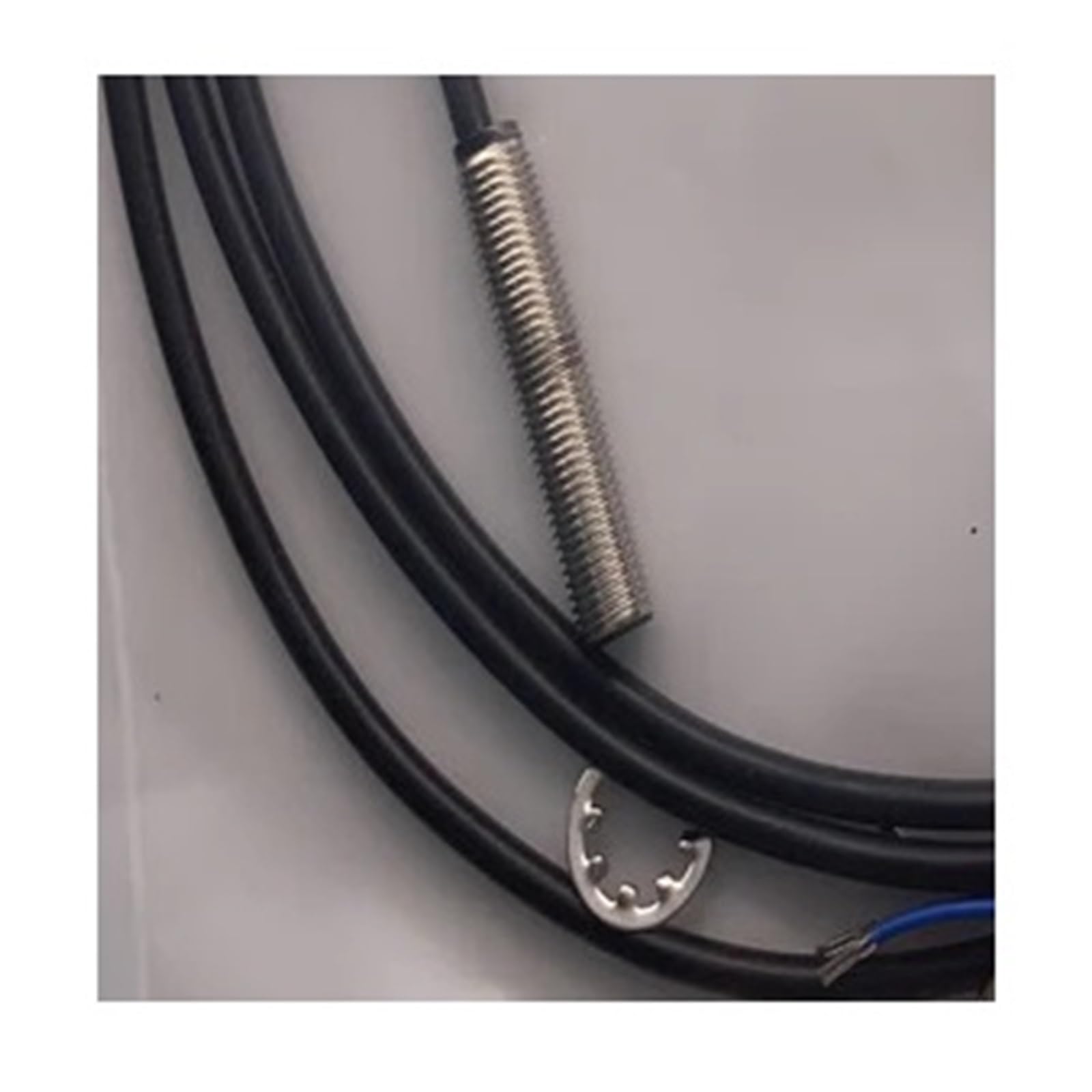 Détecteur de proximité M08 BES00CN BESM08EF-NSC15B-BP02-003 technique