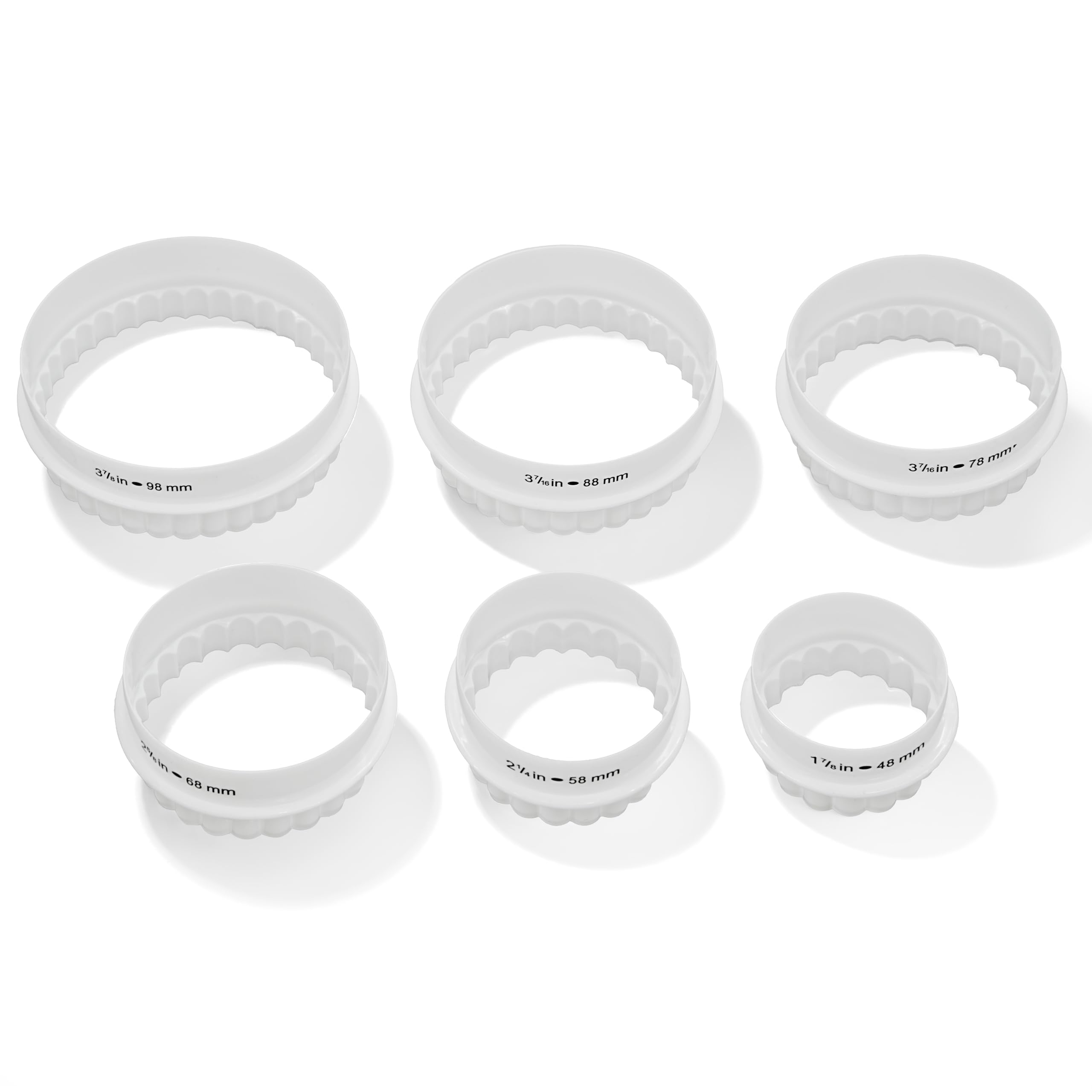 Zenker 6-Piece Round Plastic Biscuit Cutter Set with Storage Box for Tarts, Mince Pies, Cookies and Biscuits, Plain and Crinkle Cut Edges, 9.8cm, 8.8cm, 7.8cm, 6.8cm, 5.8cm, 4.8cm, White