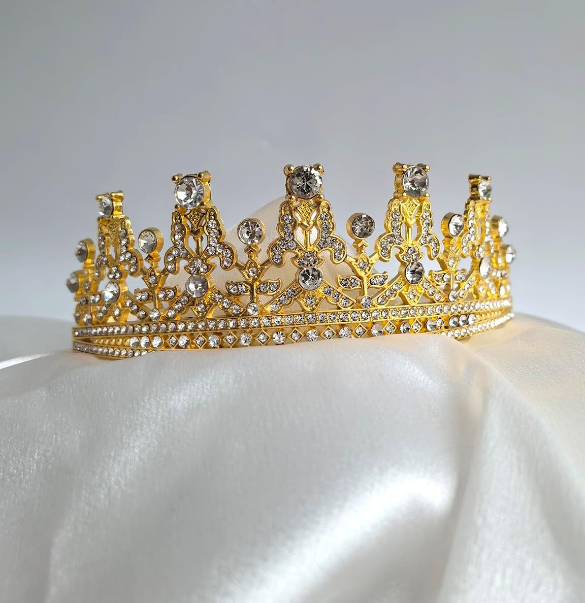 Tiara for Women Party, Bride to Be Sash and Crown Set for Women Bachelorette Party
