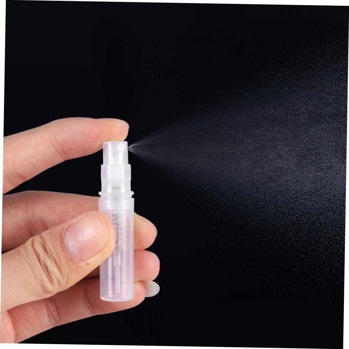 Homoyoyo 60stücke Mini-sprühflaschen Tragbar Parfümflakons aus Kunststoff Refillbar für Reisen Kosmetikbehälter Parfümzerstäuber für Ätherische Öle Duftstoffe Gesichtssprays Körpersprays