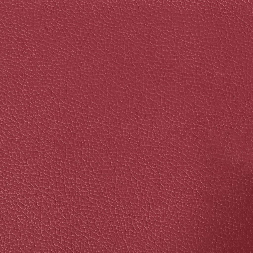 Comoda poltrona Chesterfield in similpelle vinaccia, con classica cucitura a bottoni e forma imbottita per una comoda seduta a 2 posti