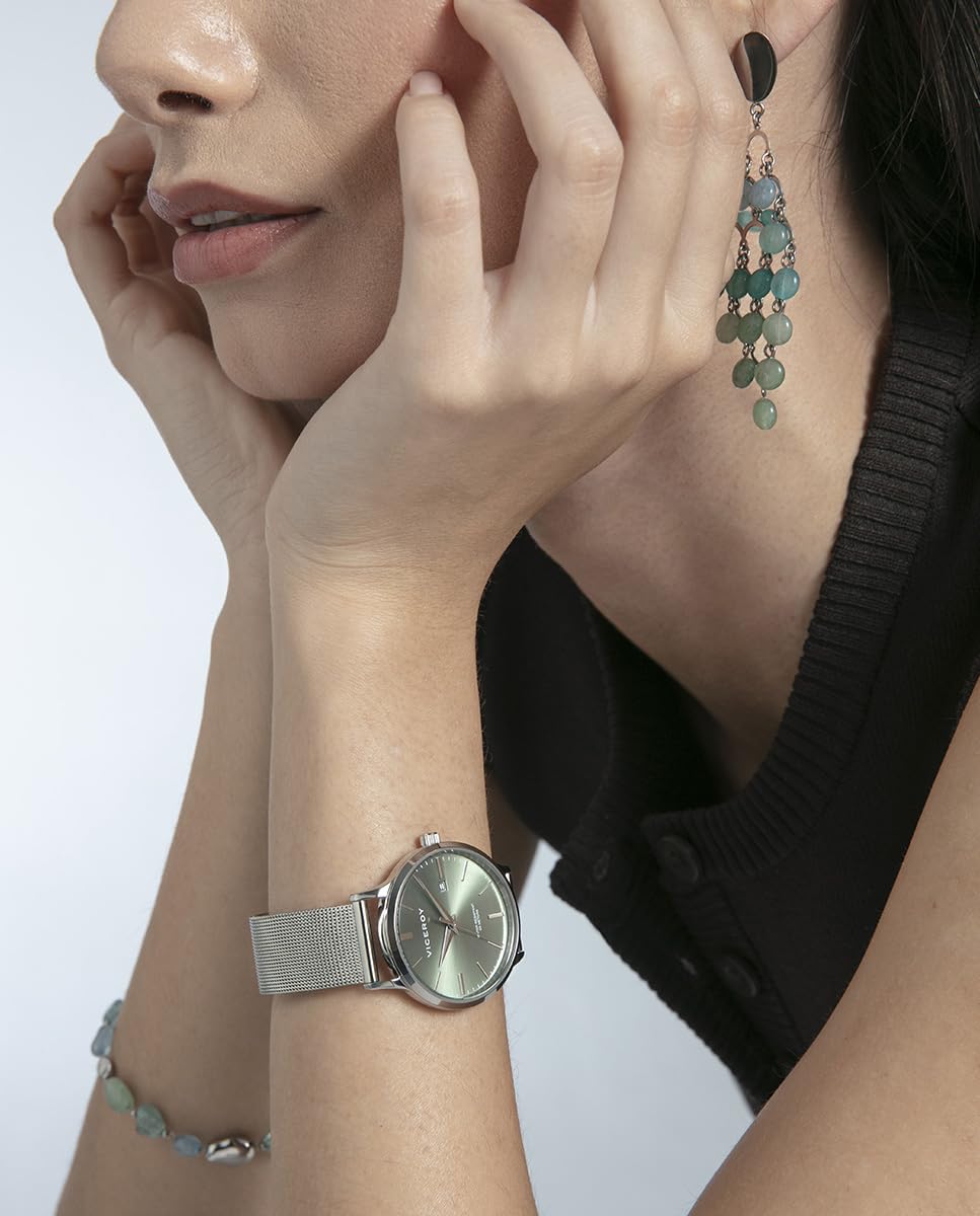 Viceroy Reloj Mujer Elegante para Vestir de Acero Inoxidable - 33 mm - Movimiento de Cuarzo - Bisel Dorado - 401344