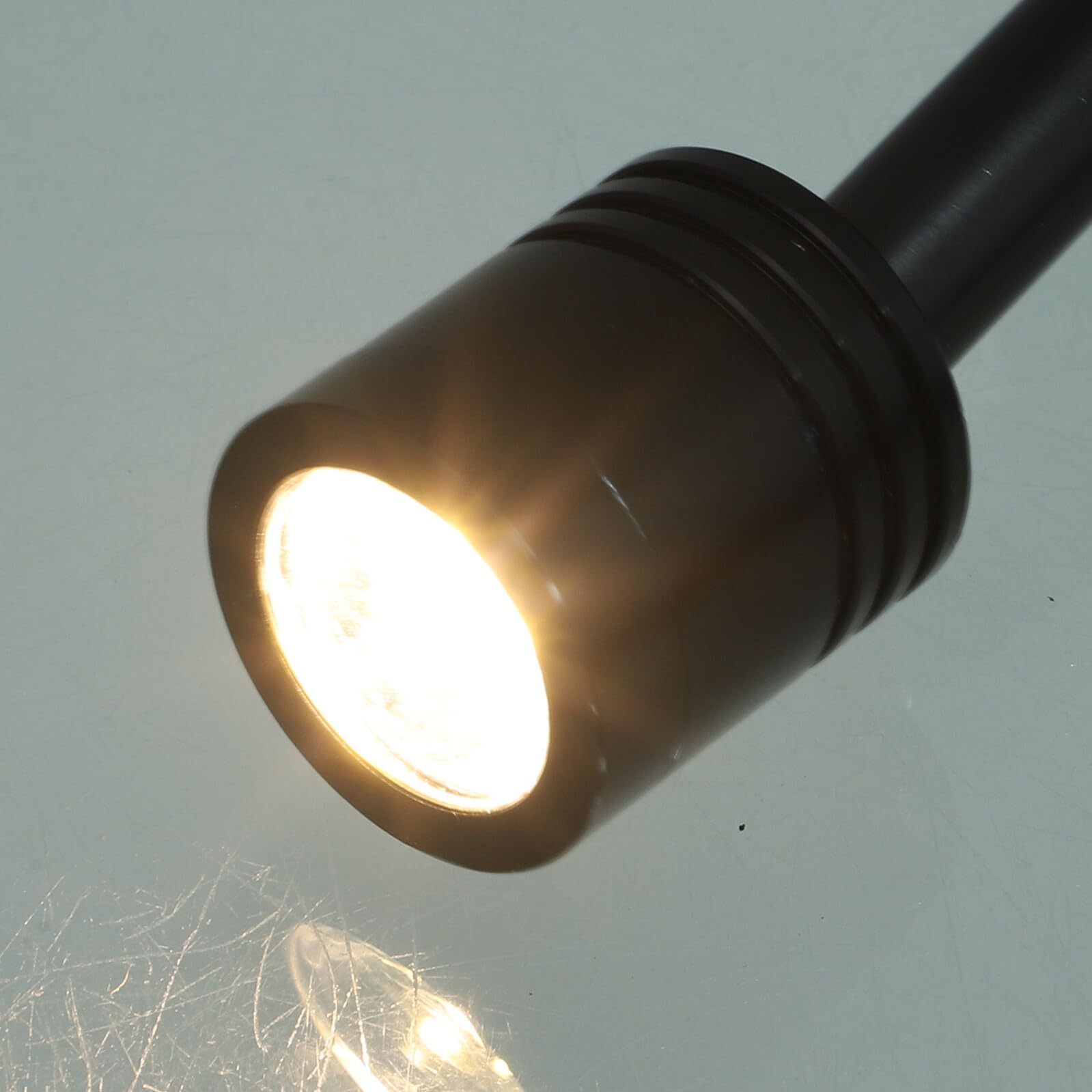 Spot LED USB Compact pour Vitrine Cabinet Lumière Décorative Intérieure Chaude Éclairage Bijou et Gain de Place