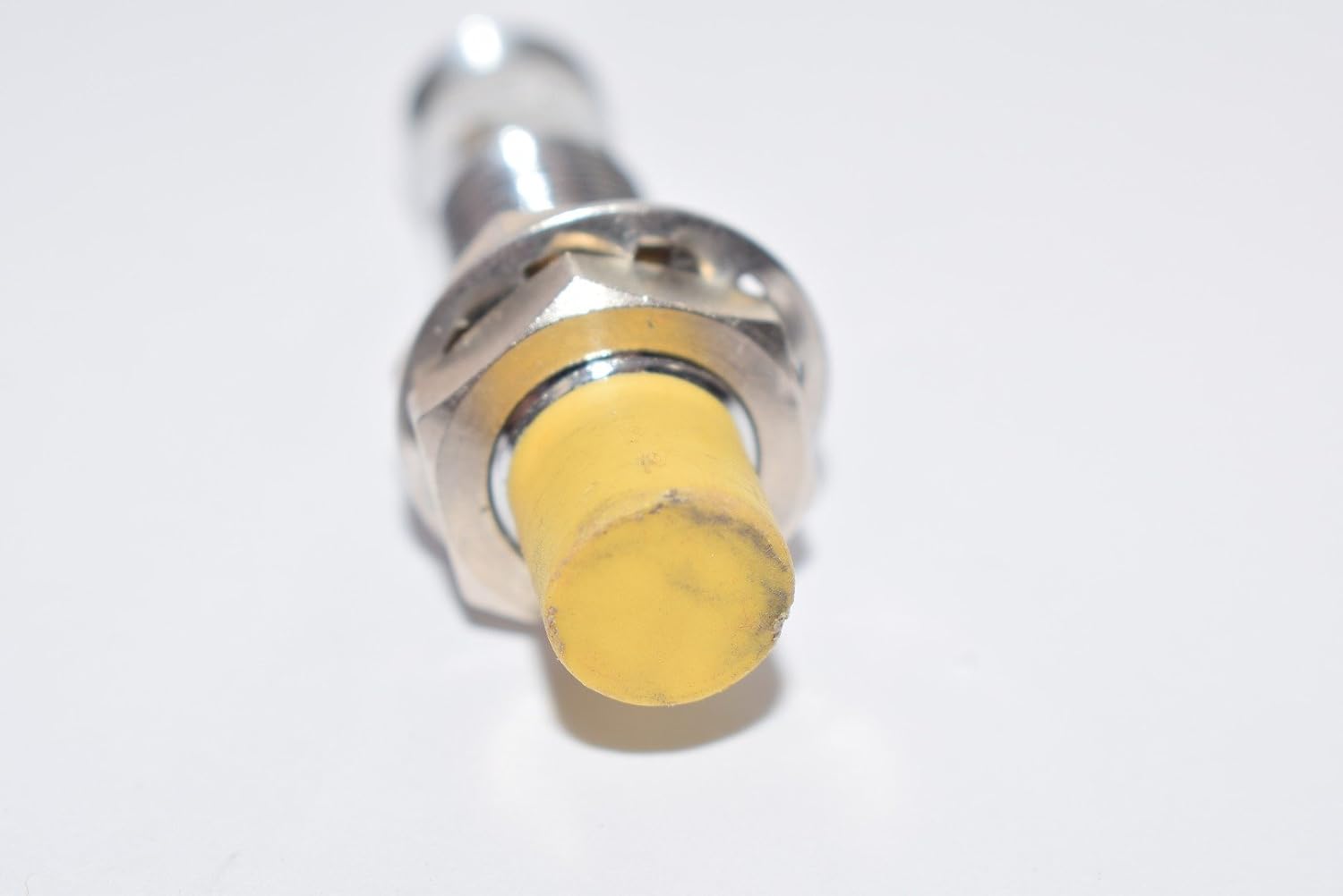 TURCK NI5-M12-AP6X-H1141 (4653400), 1 LED, 10-30 VDC, 12MM SIZE, 4 PIN, 5MM RANGE, EUROFAST M12 MALE, INDUCTIVE, NONEMBEDDABLE, NORMALLY OPEN, PARTIAL THREAD, PNP (SOURCING), SENSOR, STANDARD, STRAIGH