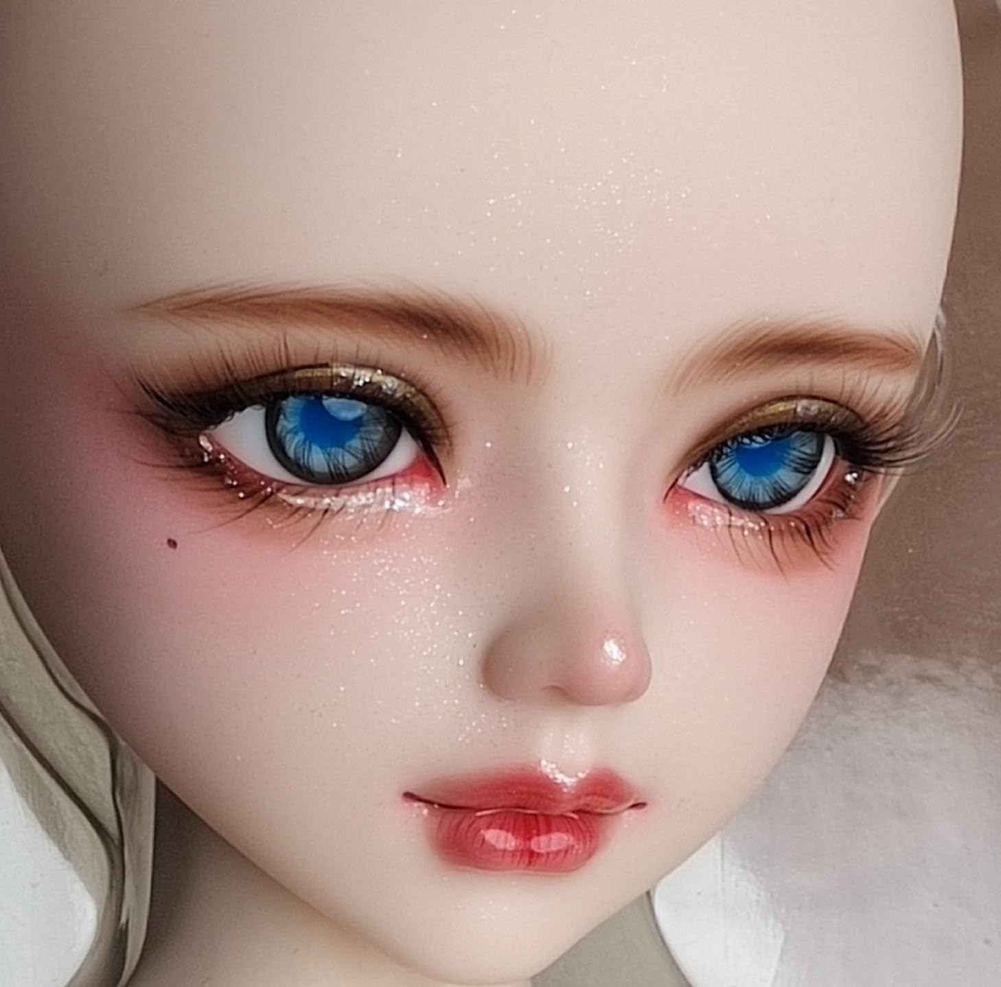 Yeux de poupée AMITD 1/3 pour corriger un regard terne sur figurine féminine