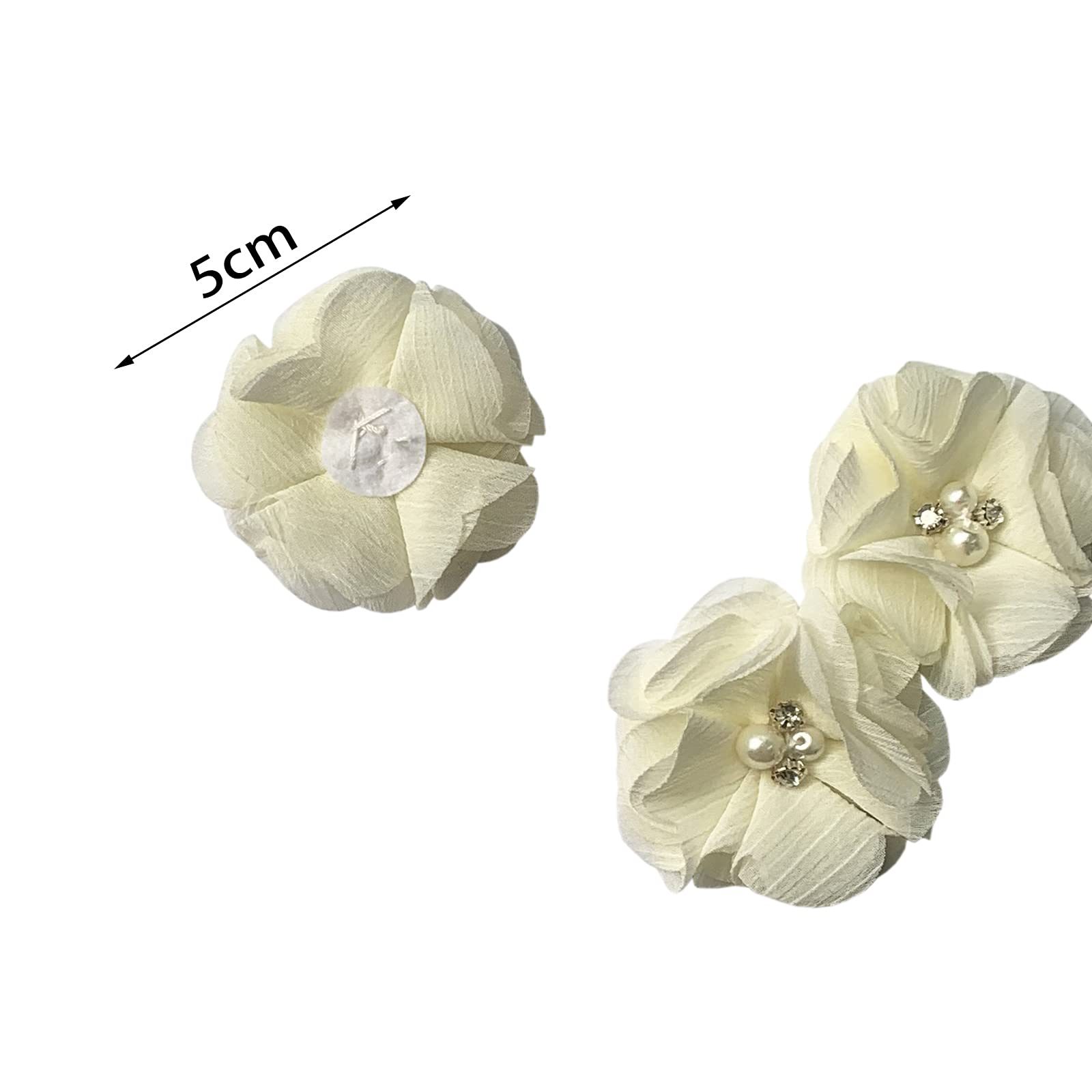 布花のヘアアクセサリー ブライスサイズ ①布花の髪飾り | aredecolle