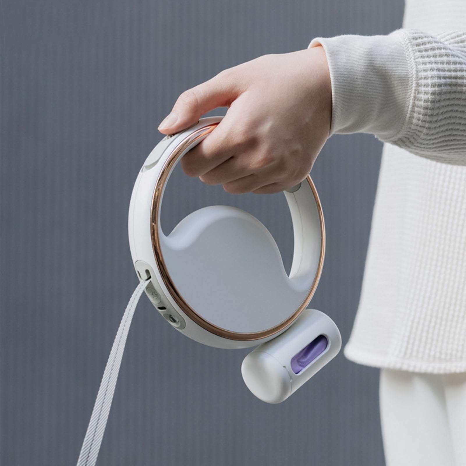 Laisse rétractable pour Animaux de Compagnie avec lumière LED sûre, Corde de Marche Automatique pour Animaux de Compagnie avec Distributeur de Sacs poubelles pour Chiens
