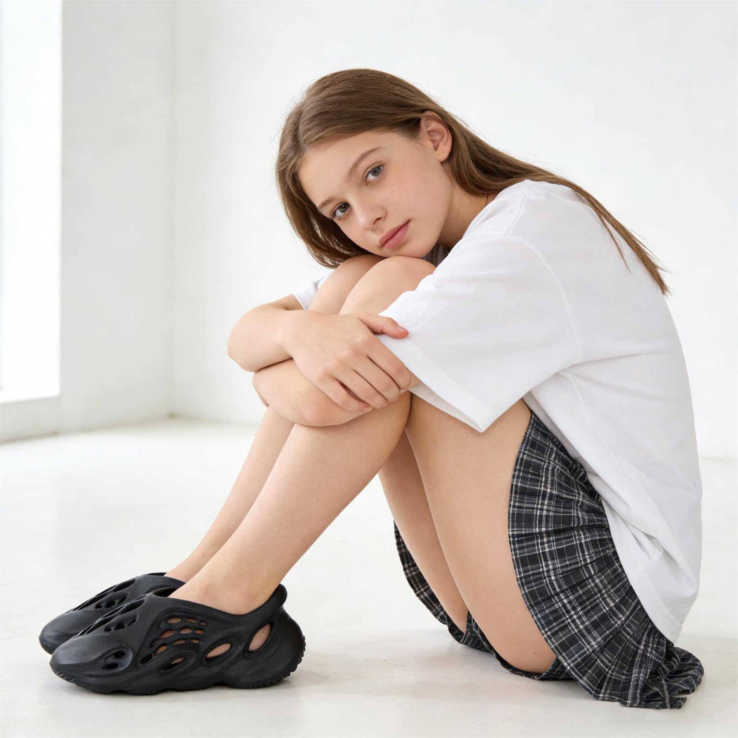 Kids foam runners EVA cloud slide pillow sandals boys girl casual closed toe sandals big little kids - Image 5