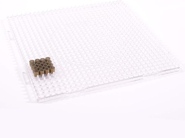 Vaessen Creative Plaque pour Perles à Repasser - Carré - 14,5 x 14,5 cm - Emboitable - Résistant à la Chaleur - pour Bijoux, Decorations DIY et Loisirs Créaifs - 4