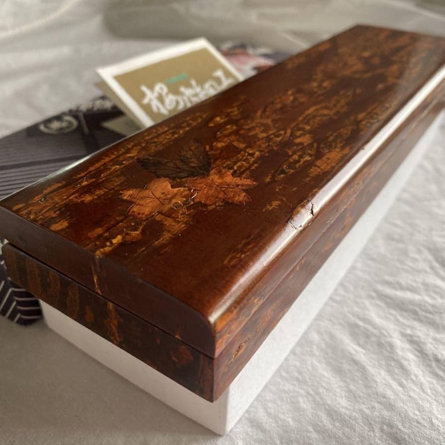 銅製 蓮のペンケース 筆筒 書道具 文房具 装飾品 工芸品 美術品 置物 銅製 蓮のペンケース 筆筒 書道具 文房具 装飾品 工芸品 美術品 置物