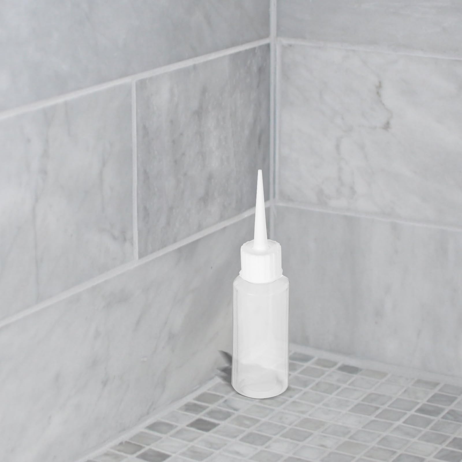 UPKOCH 4 Piezas Botella Dispensadora de Pegamento de Polietileno 50ml de Color Blanco Punta Precisa y Diseño Fácil de Exprimir para Proyectos DIY y Manualidades