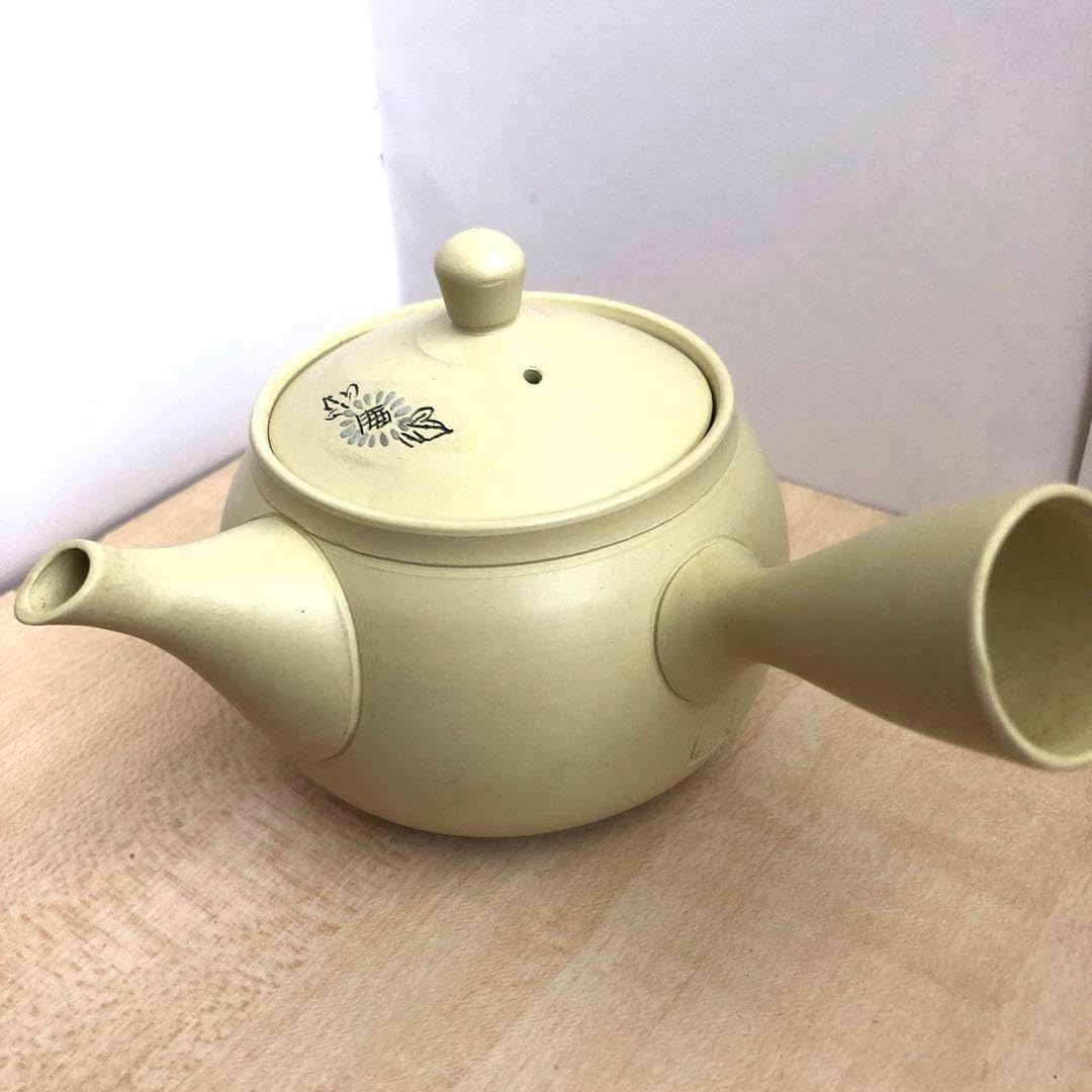 イムサエムさんの急須 陶器製花模様緑茶ポット イムサエムさんの急須 陶器製花模様緑茶ポット 陶器製 花柄急須 イムサエム