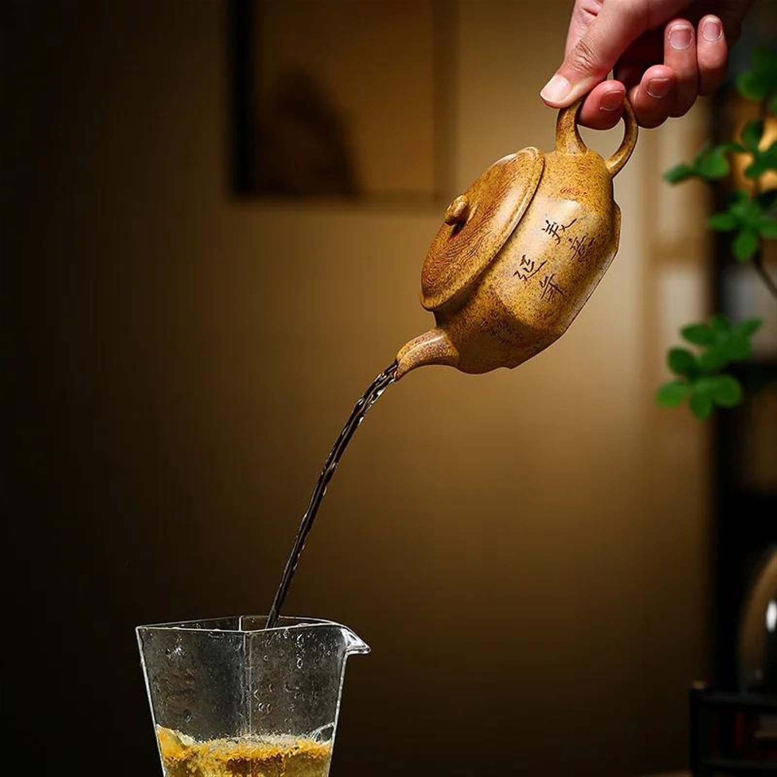 Zestaw do herbaty popołudniowej, chiński zestaw do herbaty Zisha, 210 ml, ręcznie robiony zestaw do herbaty Yixing w kształcie sześciokąta, fioletowy, gliniany czajnik