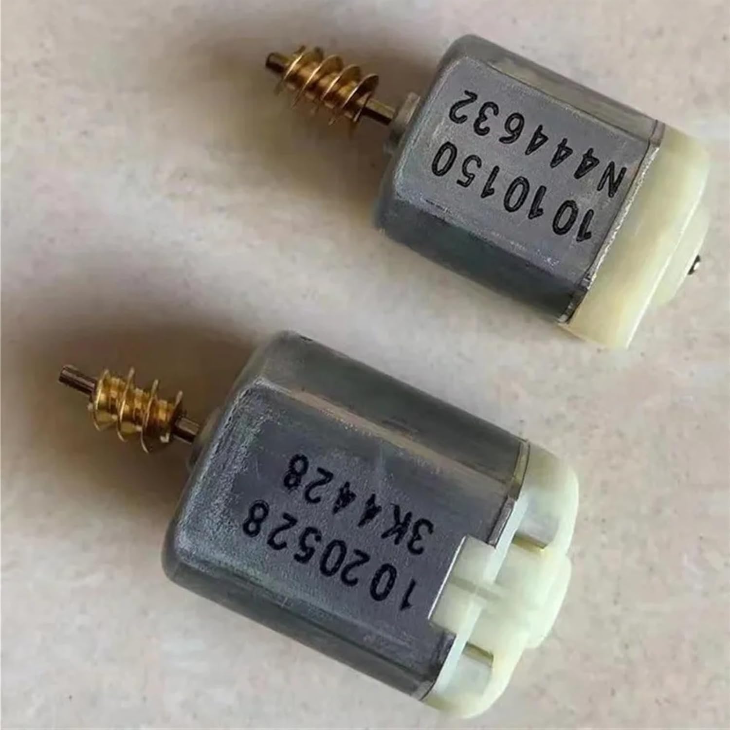 Original Car Door Central Control Lock Motor 1020653 Compatible With Buick ENCORE Regal LaCrosse DC280 FC280 Auto Accessories(Big Motor)