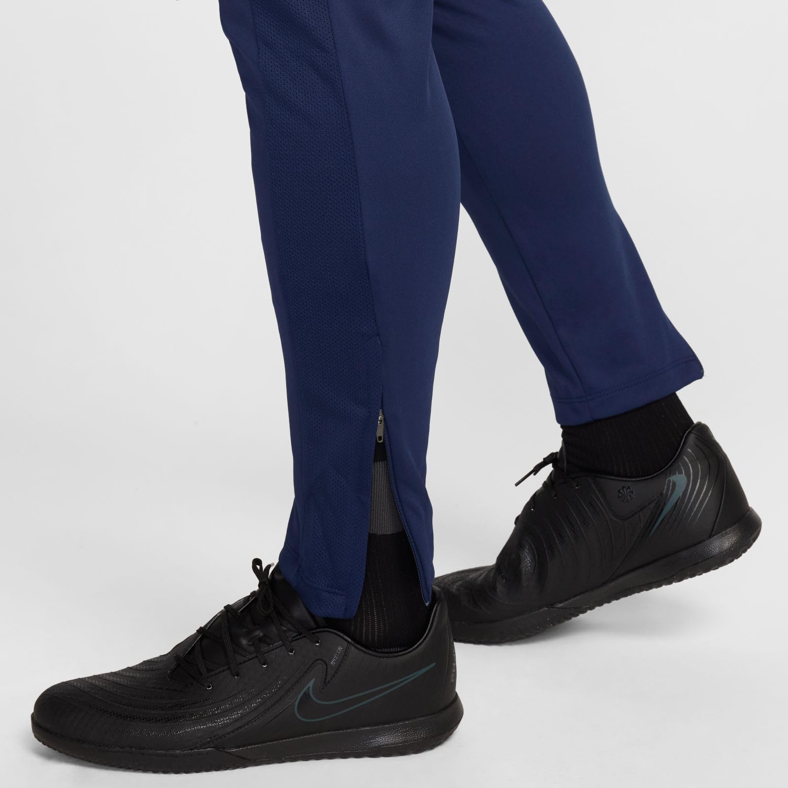 NIKE Pants - Spodnie Mężczyźni