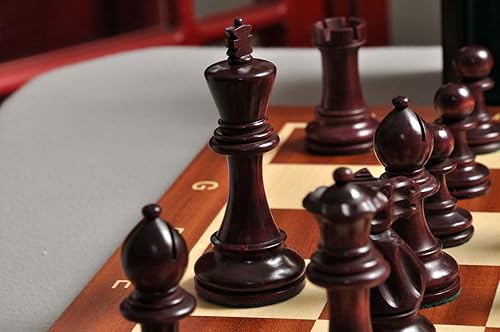 Miniatura 8 de The Library Grandmaster Juego de ajedrez, caja y combinación de tablero