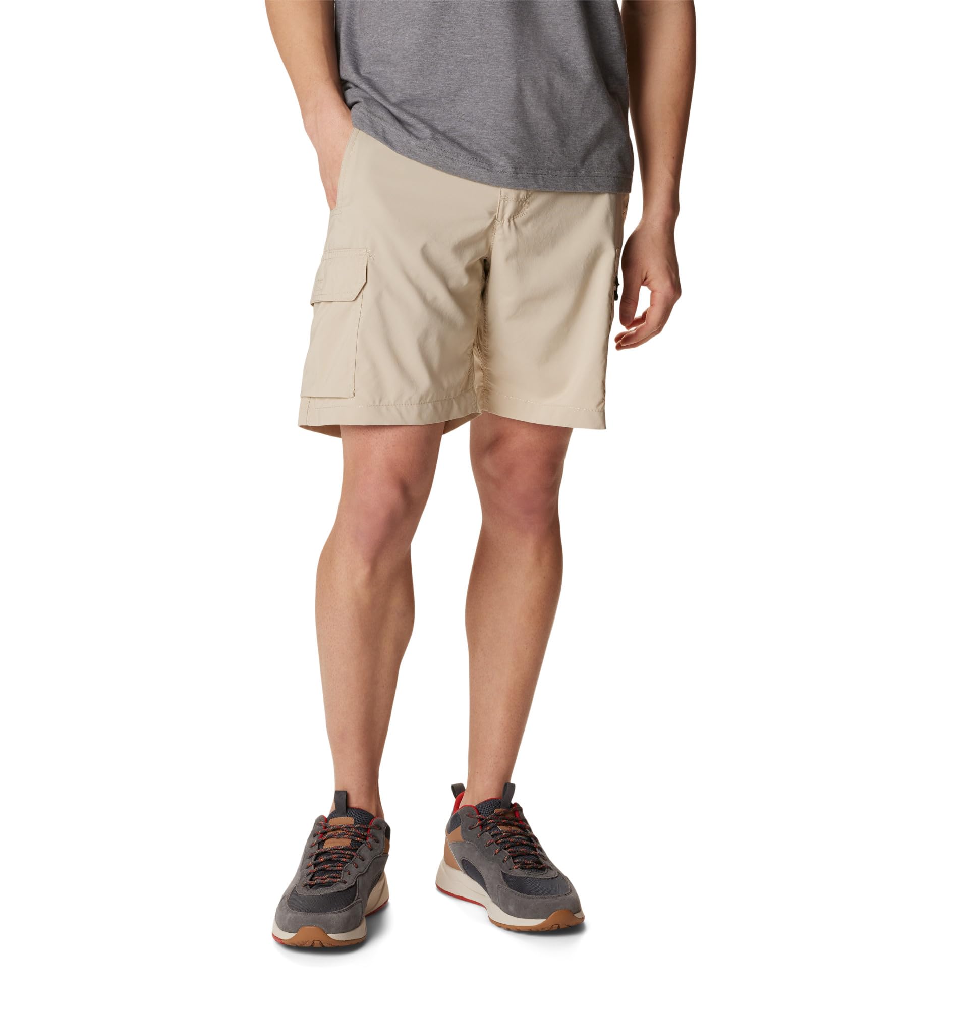 Eine Auswahl an Bekleidung und Schuhen von Columbia