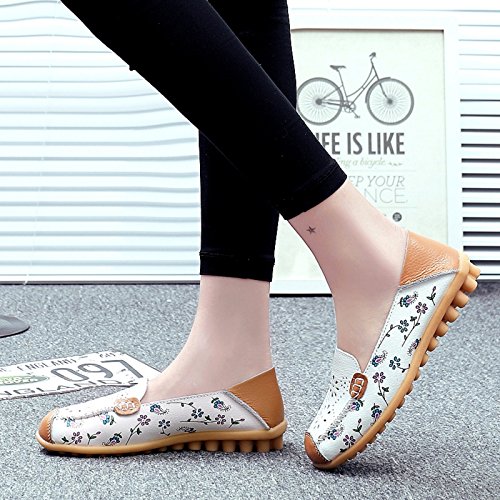 Image of VenusCelia Women's Floral Comfort Walking Flat Loafer