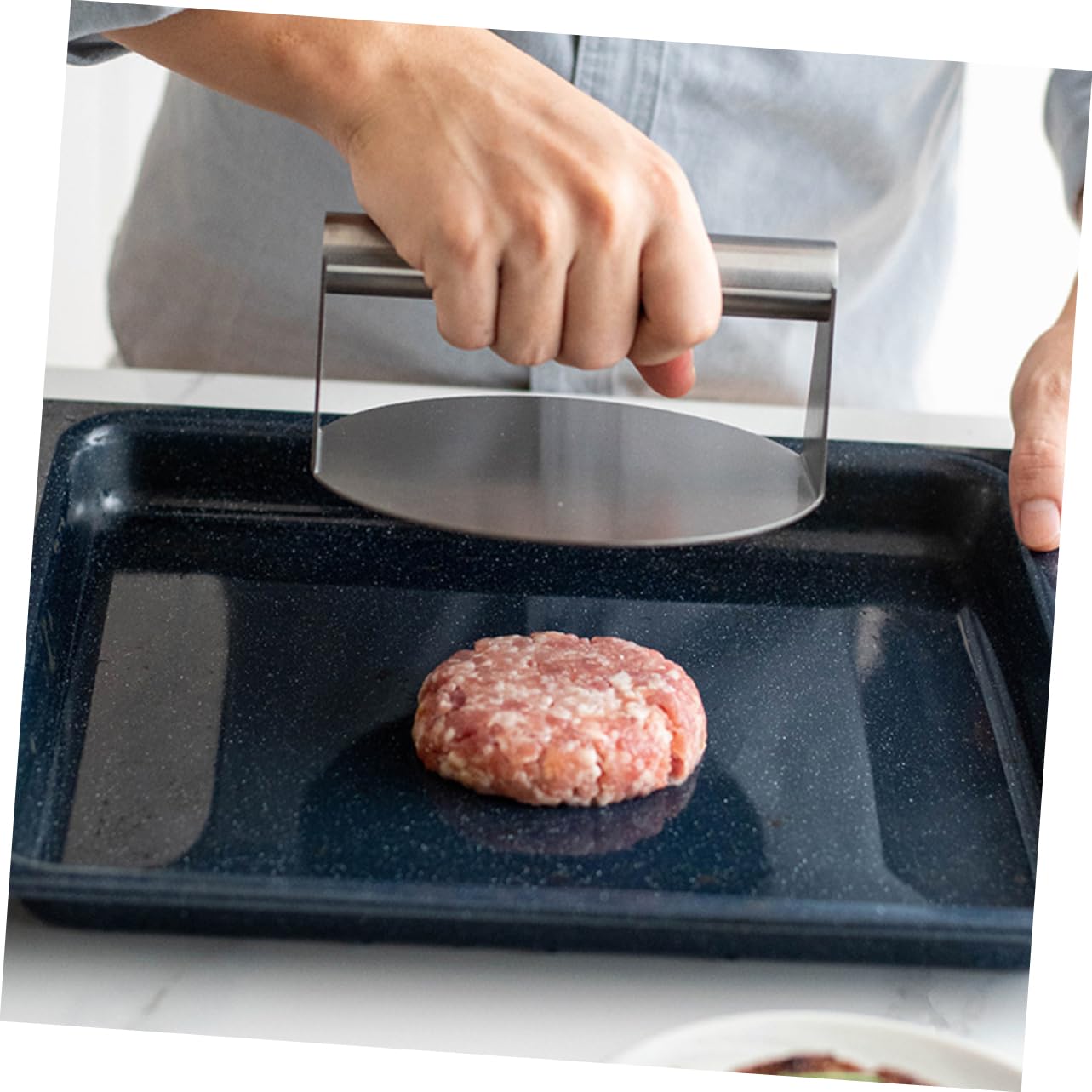 Ciieeo 2pcs Stainless Steel Hamburger Patty Press Round Square Burger Weight Press Tool for Easy Grilling for Stuffed Burgers and Meat Patties Kitchen Accessory