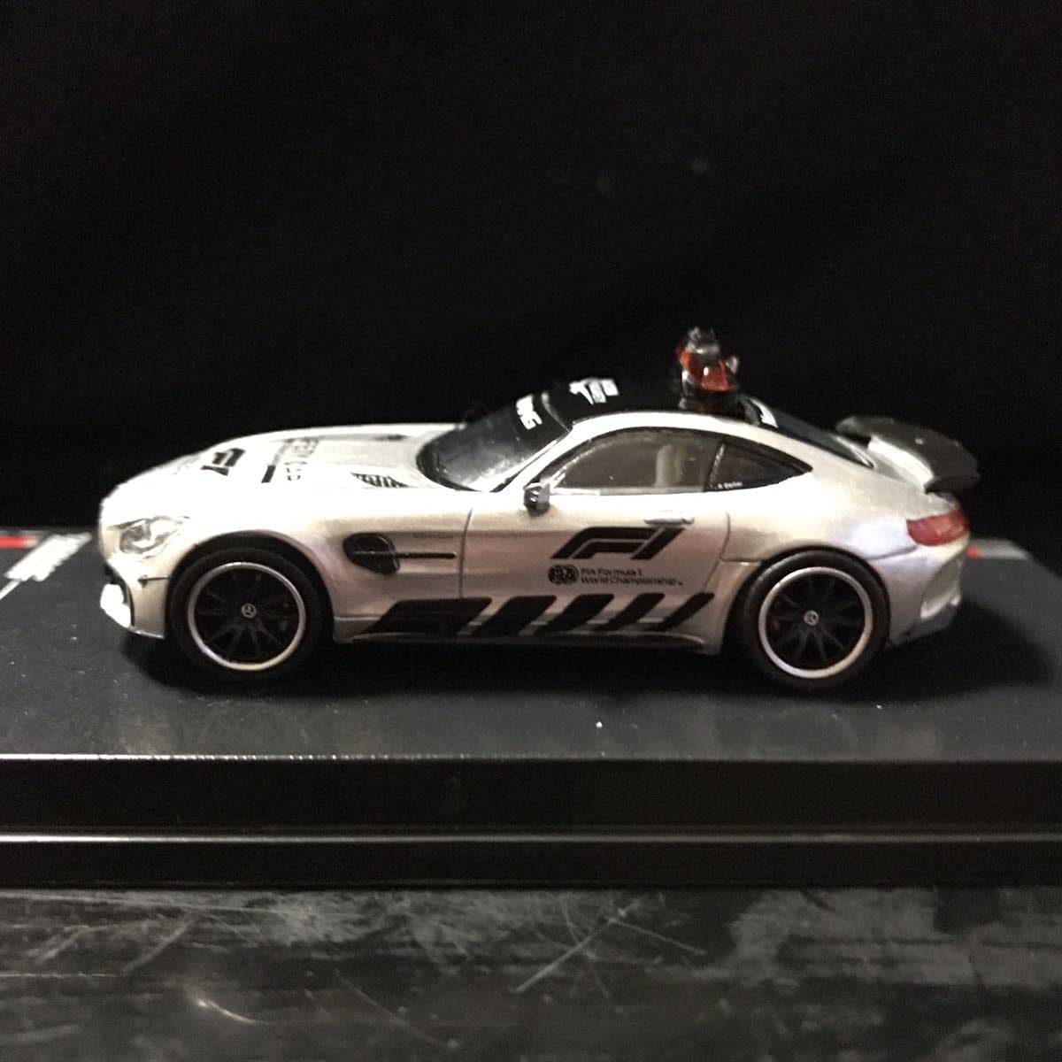 Mercedes AMG GT F1セーフティカー 1/64 Amazon | ターマック 1/64 メルセデス AMG GTR F1 セーフティ