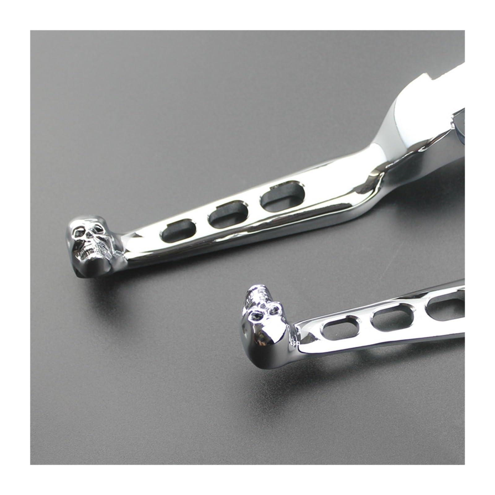Levier d'embrayage Moto Accessoires pour Moto Leviers de Frein et d'embrayage tête Mort Noire pour Harley Dyna, pour Sportster Softail(Argent)