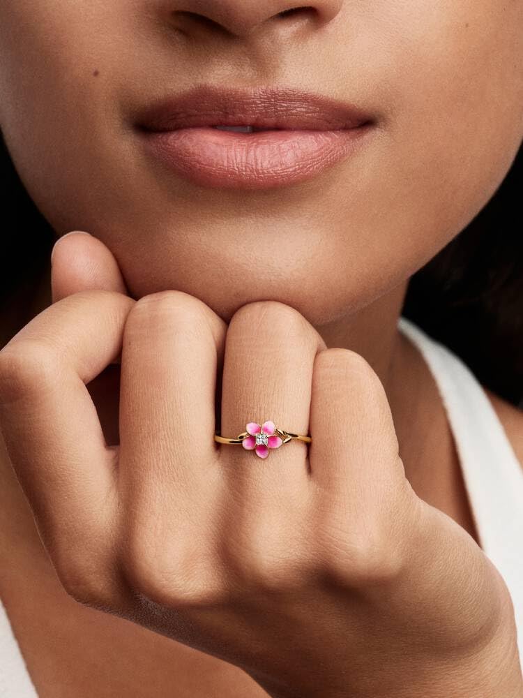 PANDORA Damenring Disney Vaiana (Moana) Blume Goldfarben 163844C01