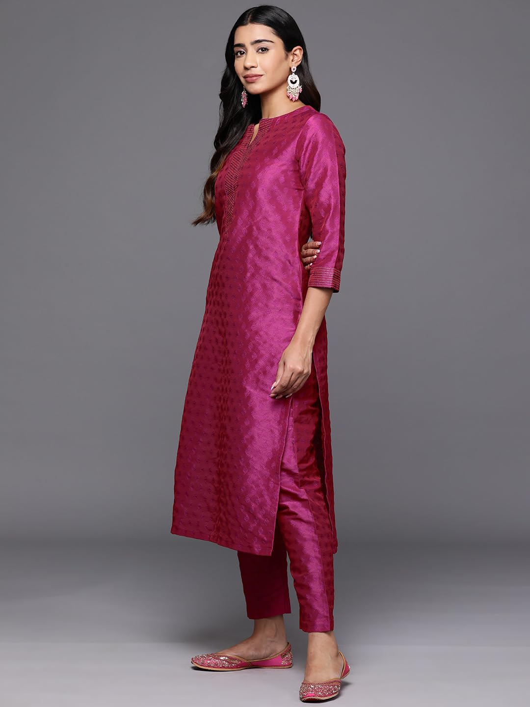 Varanga Women's Silk Blend Kurta Set (Vskd32018_Vardup022_Pink