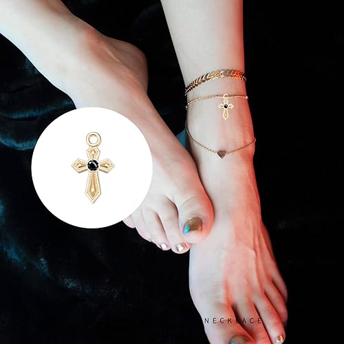 Miniatura 4 de 100 cuentas de 10 colores con diamantes de imitación diminutos dijes de cruz de aleación de cristal mini crucifijo para hacer joyas católicas,