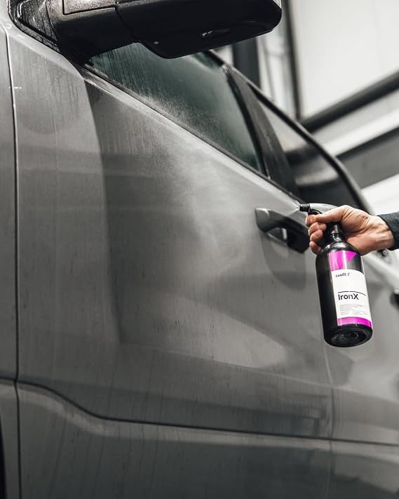 CARPRO IronX Iron Remover: Stops Rust Spots and Pre-Mature Failure of the Clear Coat, Iron Contaminant Removal - 1 Liter with Sprayer (33.8oz)