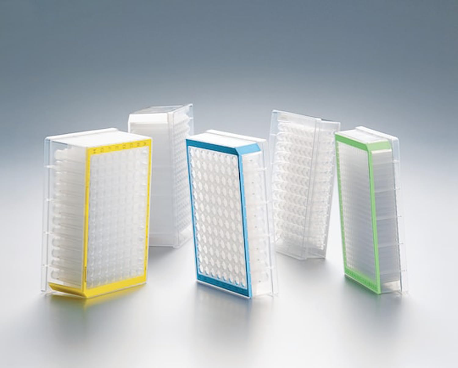 Eppendorf 0030504305 deepwell Plate, Proteine lobind, PCR Clean, 96/2000 µl, bordo bianco (confezione da 20 pezzi)