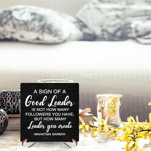 Miniatura 6 de Letrero inspirador de madera de buen líder, decoración de escritorio, decoración de oficina, cubículo, placa de país con soporte de madera, rústico,