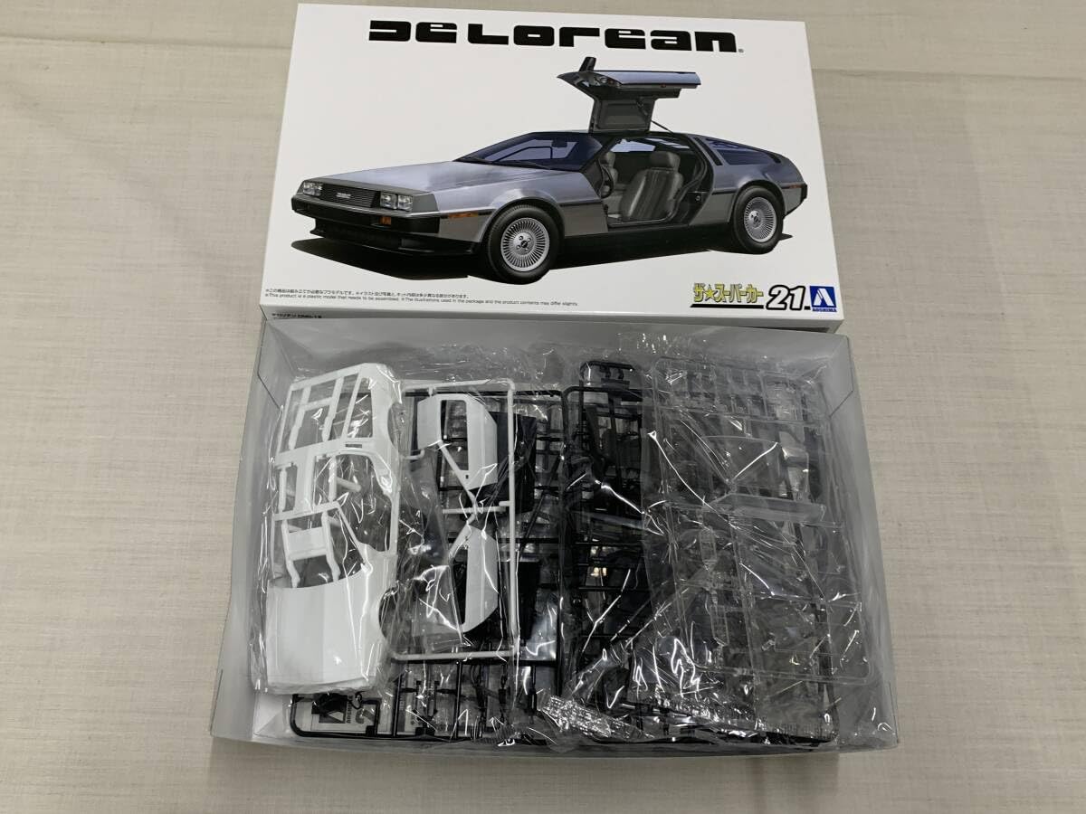 Amazon | 組立品 1：24 '82デロリアンDMC－12 ザ スーパー