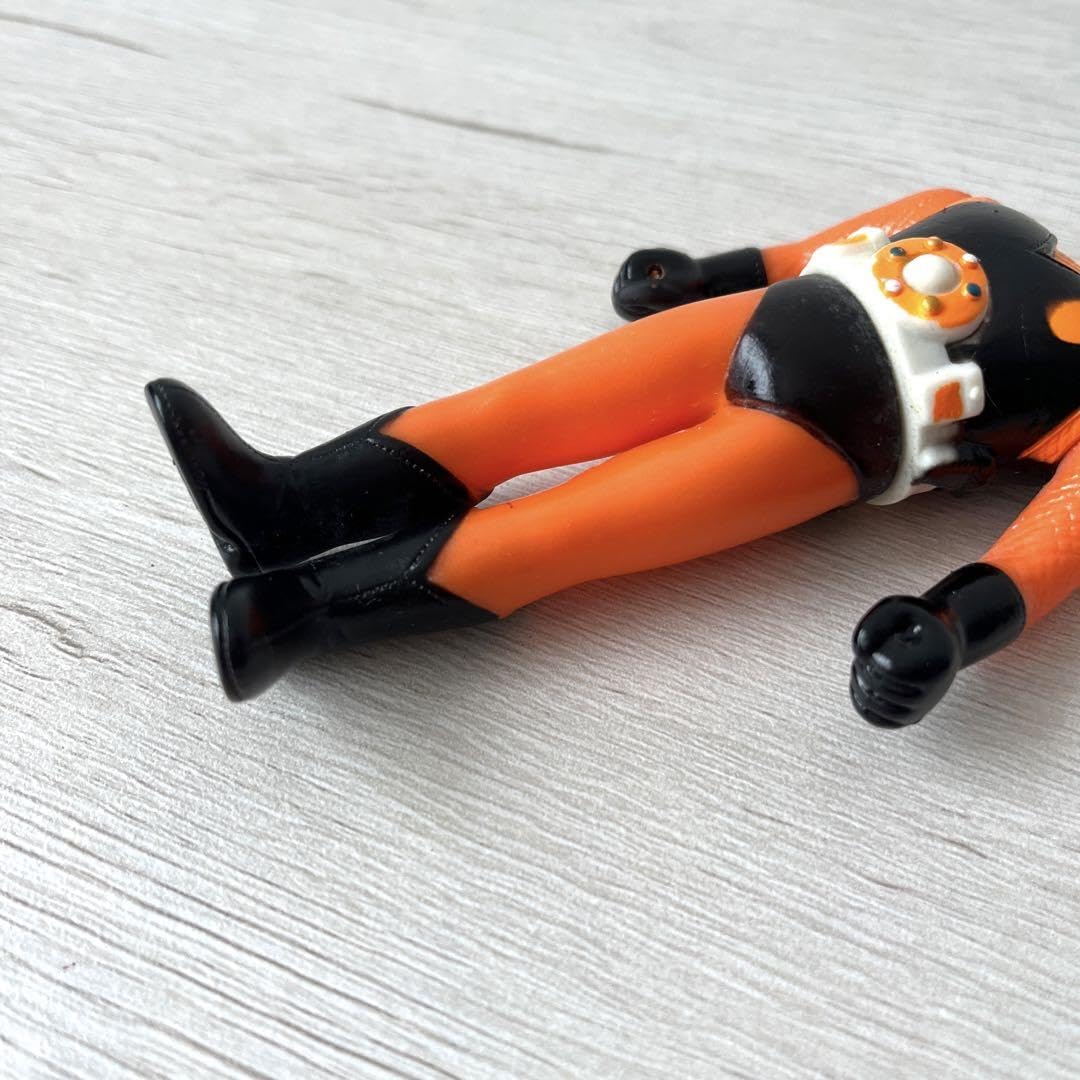 Amazon.co.jp: 忍者キャプター 雷忍キャプター フィギュア 人形 ドール