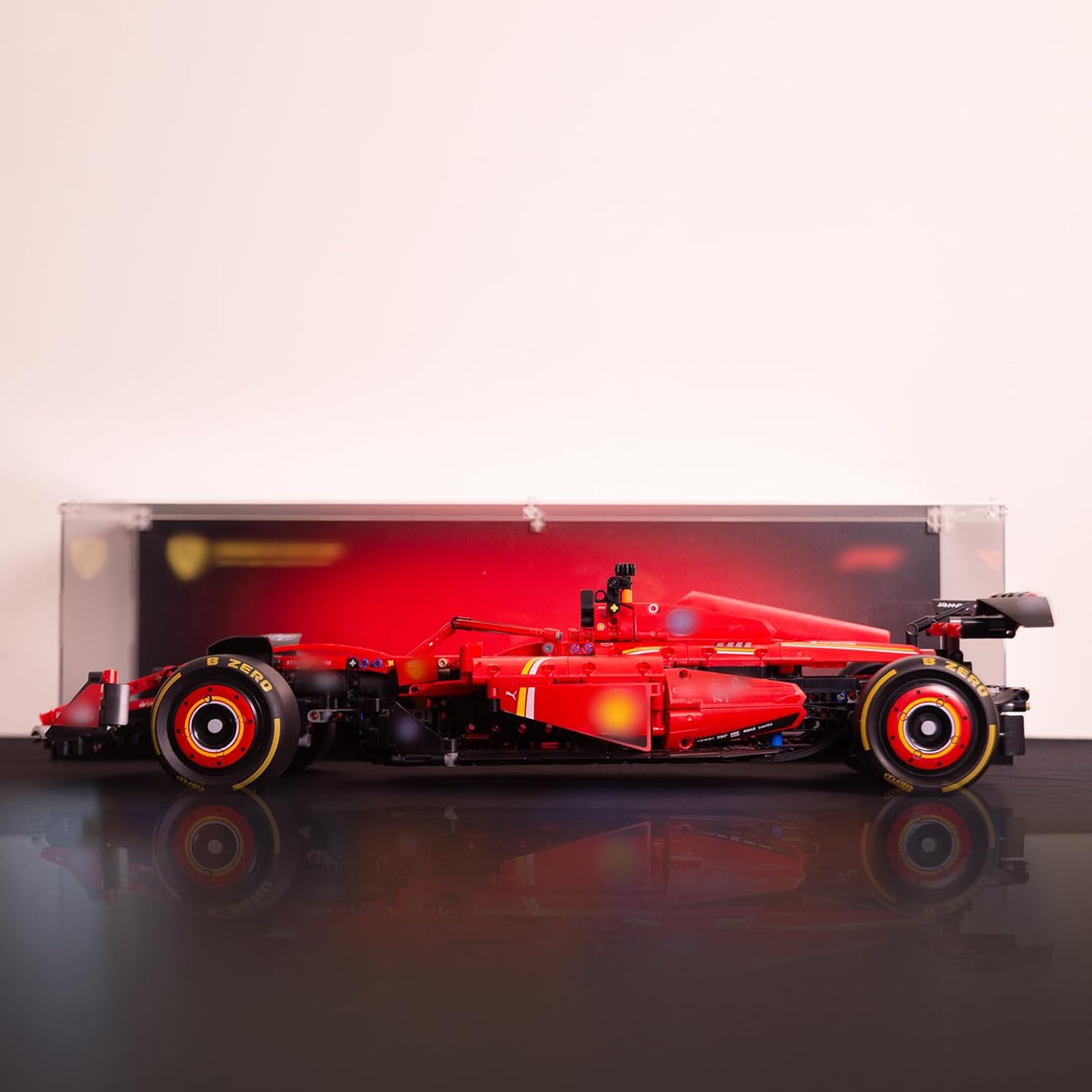 Acrylic Display Case Compatible with Lego Technic Ferrari SF-24 F1 42207 Model Car, for Adults Collection display, Dust-Proof Display Box Compatible with Lego F1, Size: 26.77×11.81×6.69 inch(NO Model)