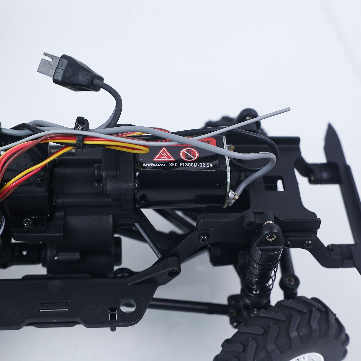 TOUCAN RC HOBBY UDI 4X 4 1/24 RC Rock Crawler UCX2401, cambio a 2 marce, telecomando, veicolo fuoristrada, telaio in metallo, motore a spazzole leggere RTR