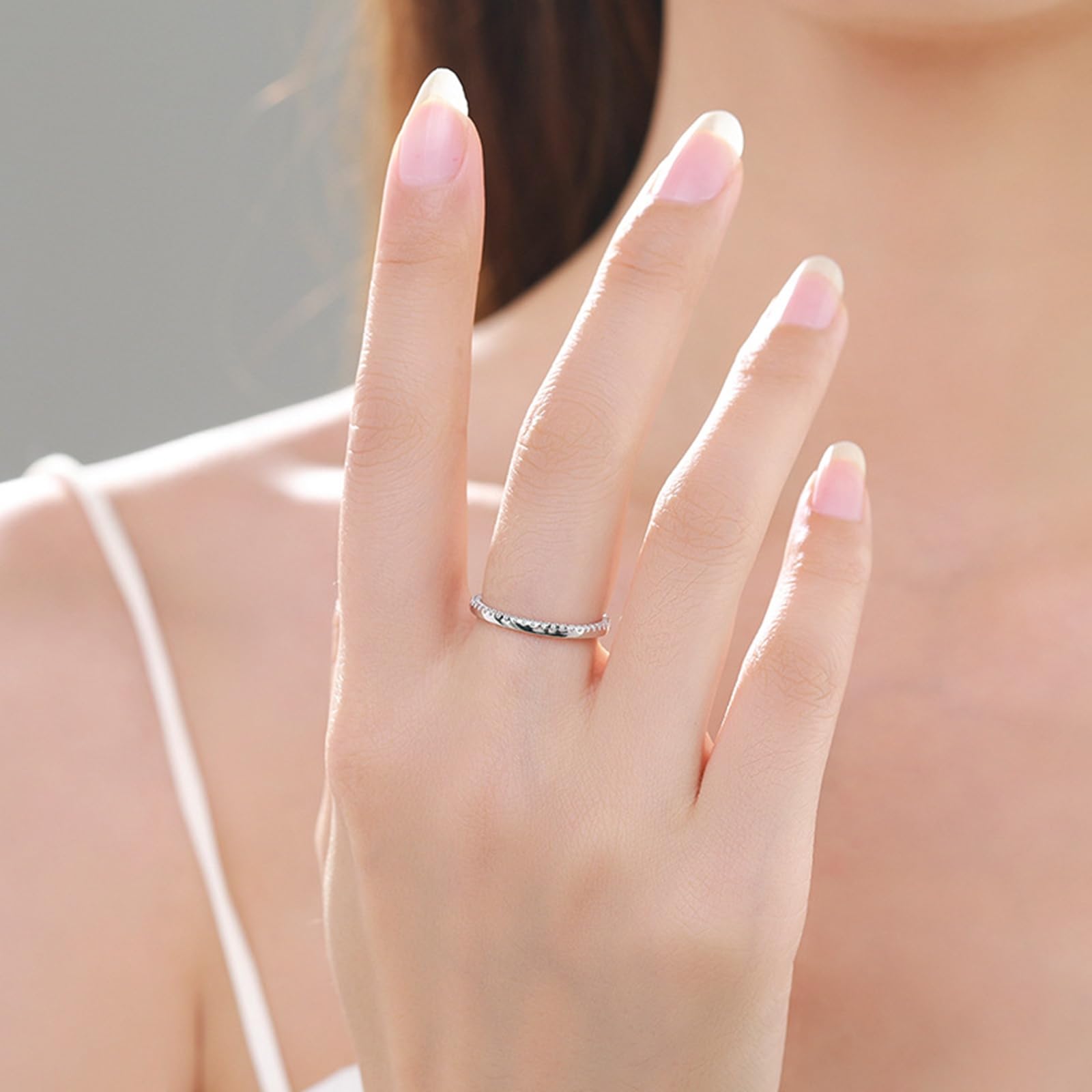 Bague Femme Or 9/14/18 carats, Anneau Empilable Orné de Diamant, Bague Fine Or Blanc Personnalisée