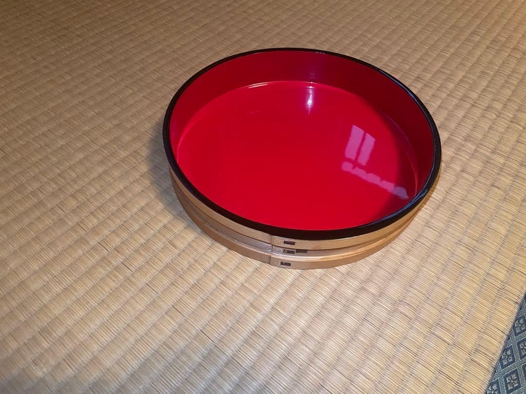 曲げわっぱ 木製円形皿 赤 食器 キッチン 正月 お祝い 寿司桶