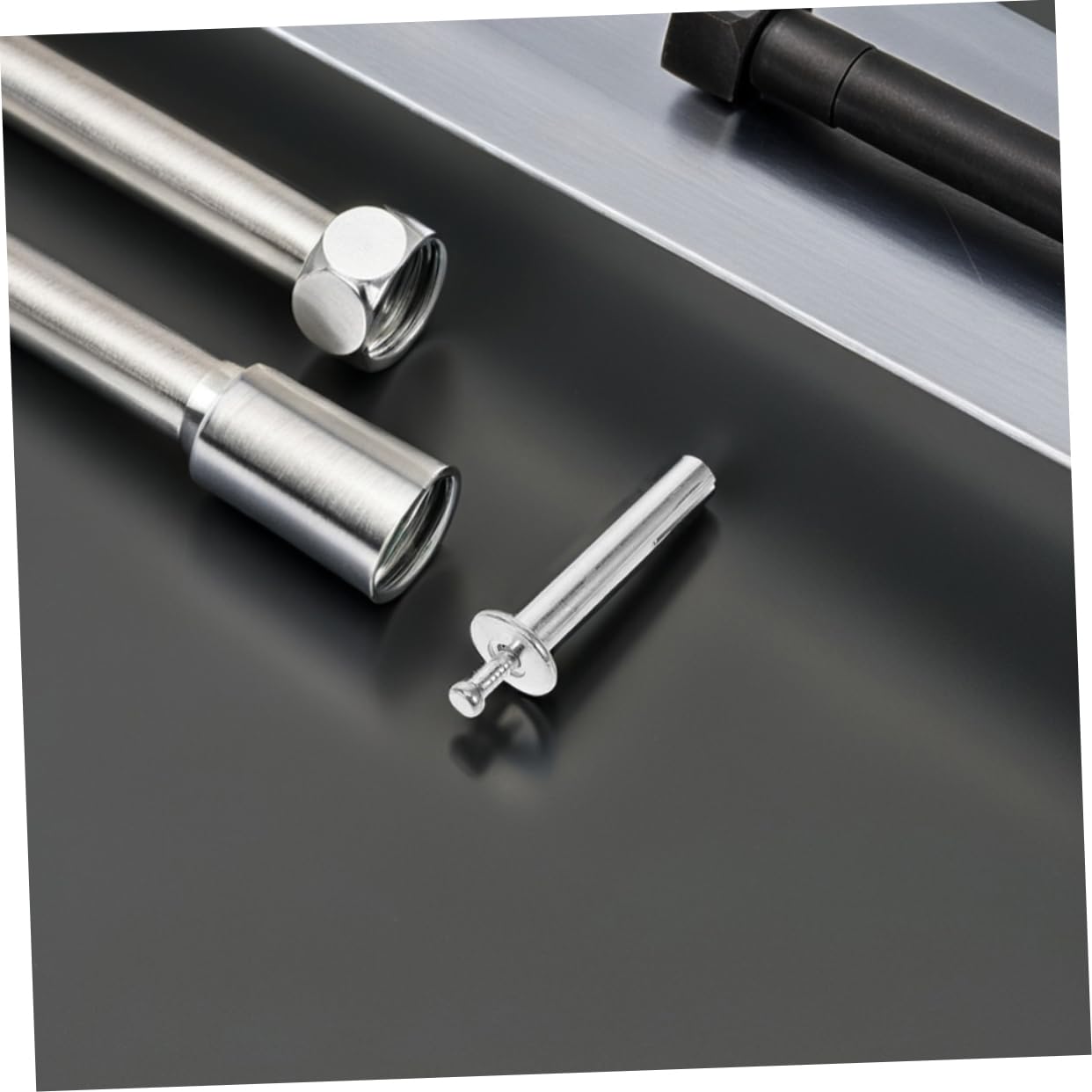 STOBAZA 100pcs Expansion Fastener Nails Heavy Duty Drive in Anchors for Concrete Walls Efficient Anchors for Masonry and Wall Screws User Friendly Installation