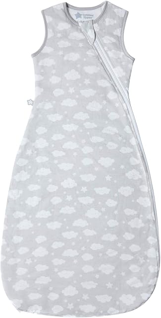 Tommee Tippee Baby Sleep Bag, The Original Grobag, Soft Cotton-Rich Fabric, 6-18m, 2.5 Tog, Happy Clouds