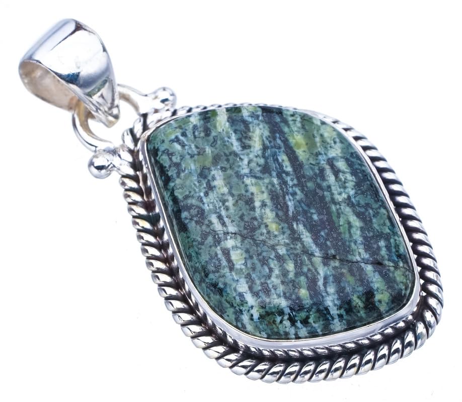 Pendentif en Séraphinite naturelle StarGems pour sublimer vos tenues bohèmes