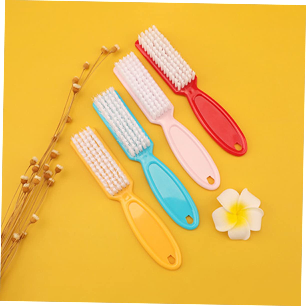 PLAFOPE Spazzola per Unghie 24 Pezzi in Plastico Pp, Pratica da Usare e Delicata sulla Pelle, per Manicure e Uso in Viaggio Colore Casuale