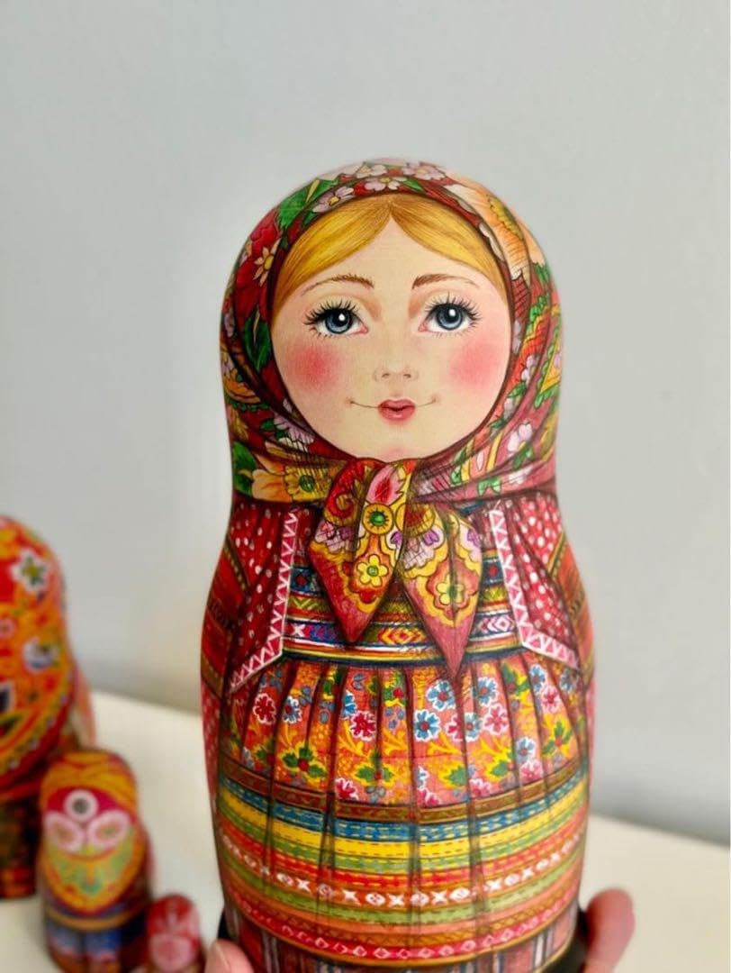 ロシア雑貨☆伝統衣装マトリョーシカ(8P)H20cm 赤いキャラコ タチアナ作 ロシア雑貨伝統衣装マトリョーシカ 赤いキャラコ タチアナ作 ロシア