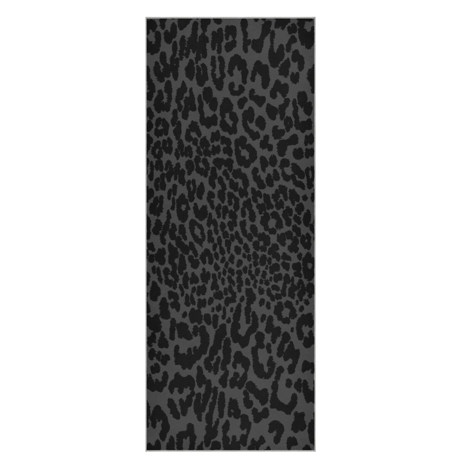 YETTASBIN Toalla para esterilla de yoga de leopardo, antideslizante, absorbe el sudor, toalla de yoga caliente, portátil, ligera, toalla de entrenamiento de viaje con bolsa de almacenamiento para yoga