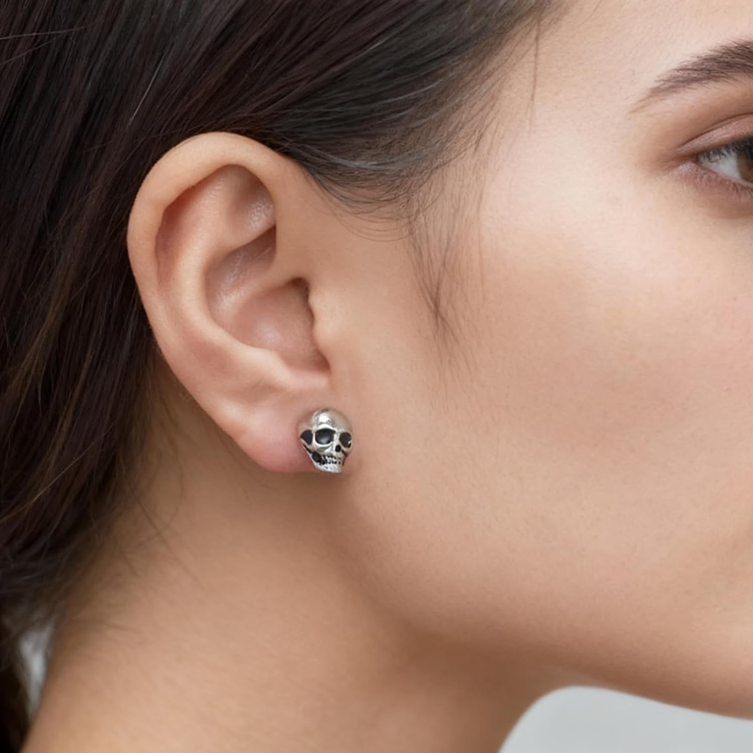 Xusamss Punk Jewelry Stainless Steel Skull Head Stud Earrings