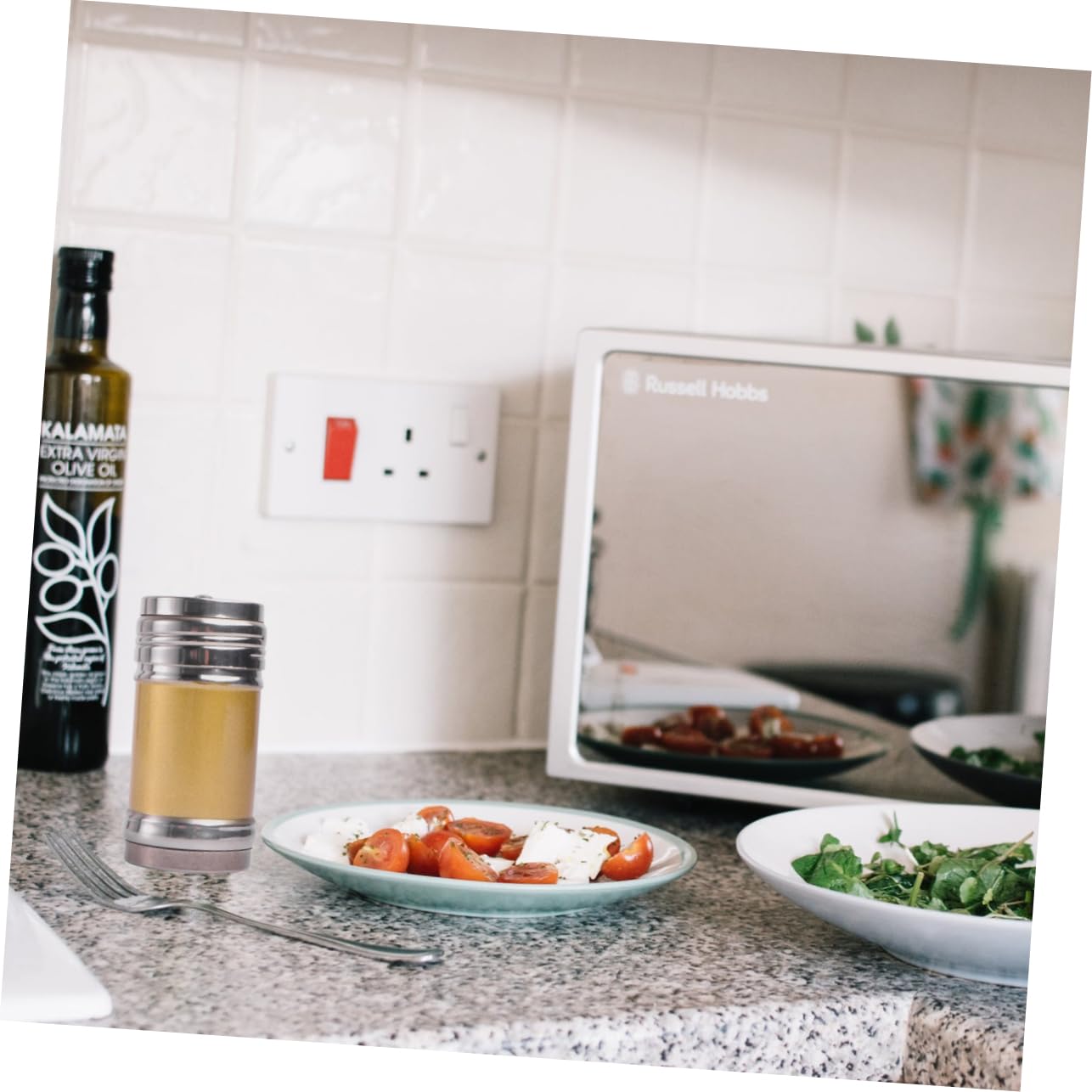 Unomor Cooking Shaker Stainless Steel Seasoning Cans Sugar Shaker Easy to Clean for Baking Random